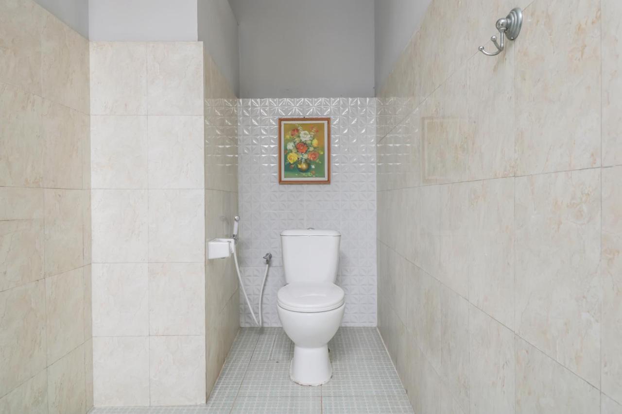 לומבוק Oyo 1757 Villa Dende מראה חיצוני תמונה
