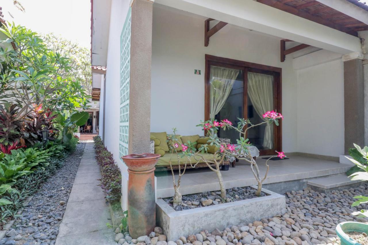 לומבוק Oyo 1757 Villa Dende מראה חיצוני תמונה
